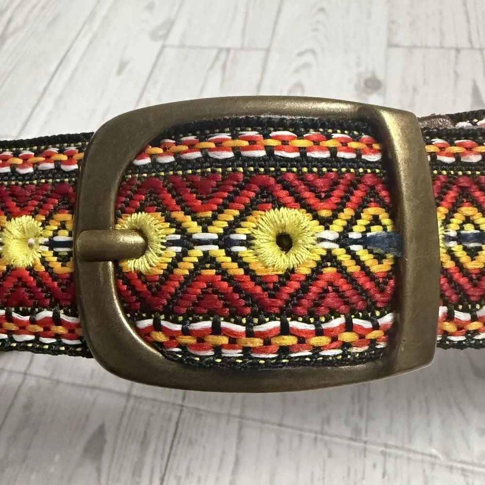 New LUCKY BRAND Embroidered Boho Brown Yellow Black Leather Belt Brass Buckle 32